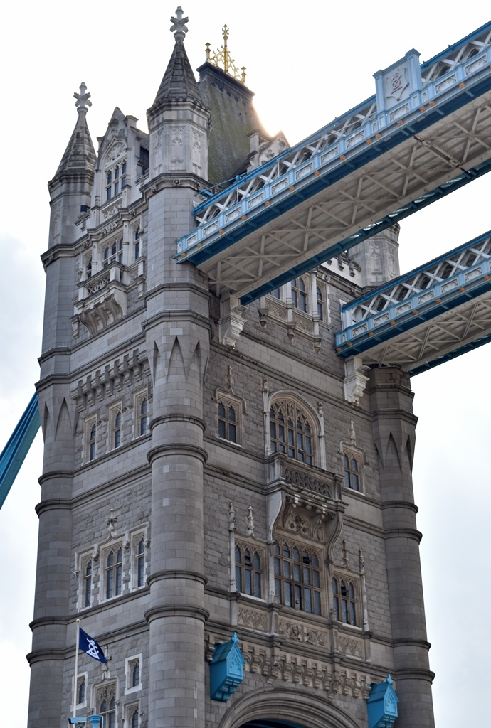 South Tower, Tower Bridge
